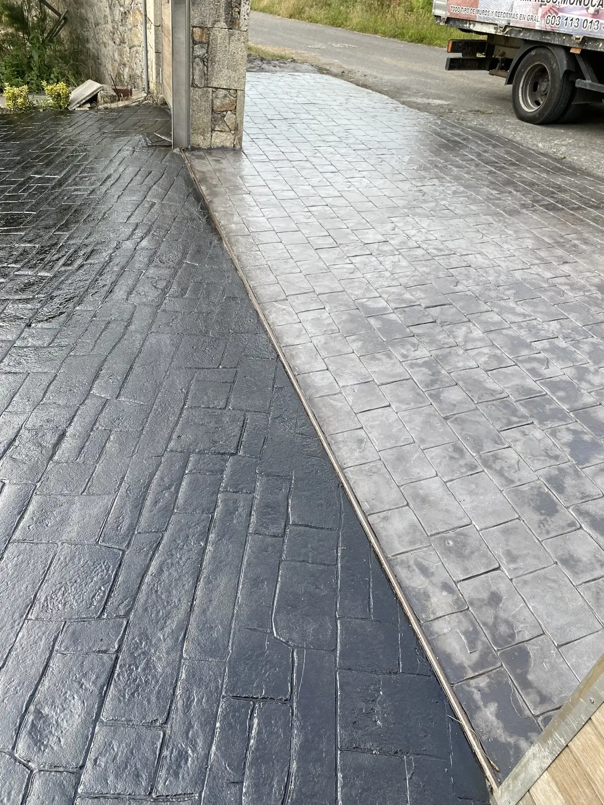 Soleras de Hormigón Impreso en Galicia